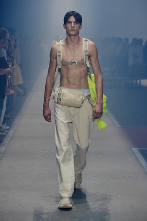 ヒューゴ(HUGO) 2019年春夏ウィメンズ&メンズコレクション  - 写真9