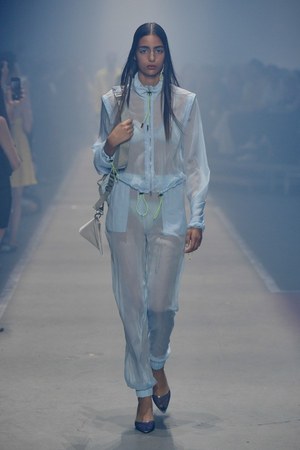 ヒューゴ(HUGO) 2019年春夏ウィメンズ&メンズコレクション  - 写真17