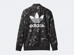 アディダス オリジナルス×べイプのコラボウェア、カモ柄プリントのトラックジャケットやTシャツ｜写真13