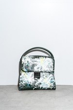 ズッカ(ZUCCa) バックルバッグ｜写真3