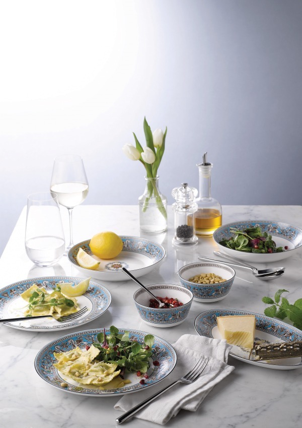 ウェッジウッド「フロレンティーン ターコイズ」新作、日本の食卓にぴったりなターコイズの絵柄食器｜写真15