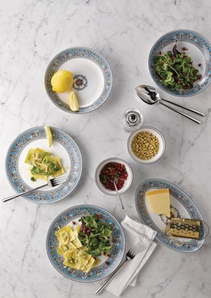 ウェッジウッド「フロレンティーン ターコイズ」新作、日本の食卓にぴったりなターコイズの絵柄食器|写真14