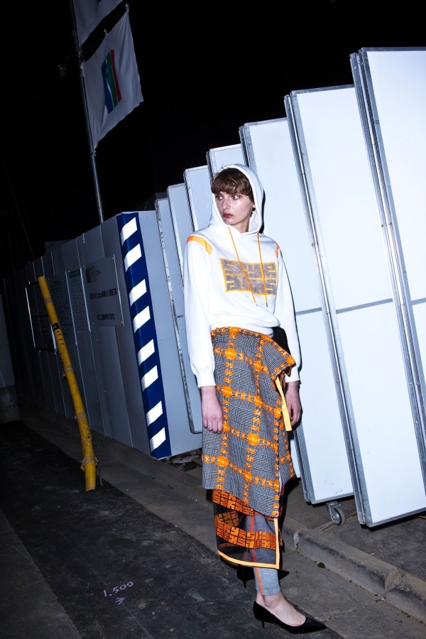 サカヨリ 2018-19年秋冬<span>コレクション</span> - 写真2