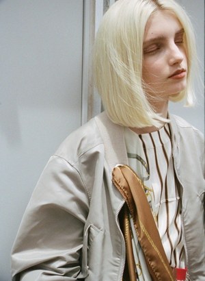 ミハラ ヤスヒロ(MIHARA YASUHIRO) 2019年リゾートウィメンズコレクション  - 写真4