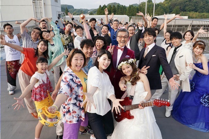 ダンス｜映画『ダンスウィズミー』矢口史靖監督初のミュージカルコメディ、三吉彩花が歌って踊る