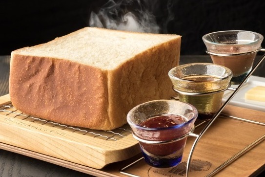 「俺の Bakery&Cafe」