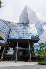 「グラングリーン大阪」高級ホテルや商業施設を“うめきた公園”が繋ぐ街、大阪梅田の大規模再開発｜写真9