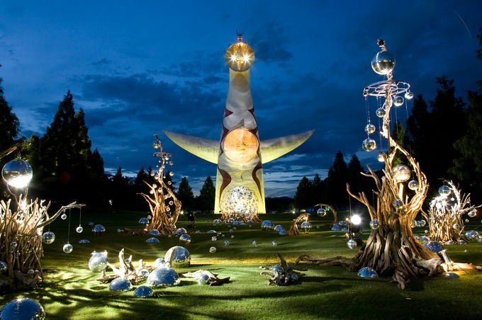 「イルミナイト万博夕涼み」