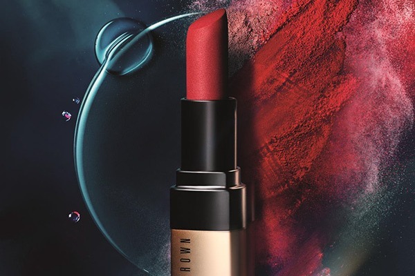 ボビイ ブラウン「リュクス マット リップ カラー」