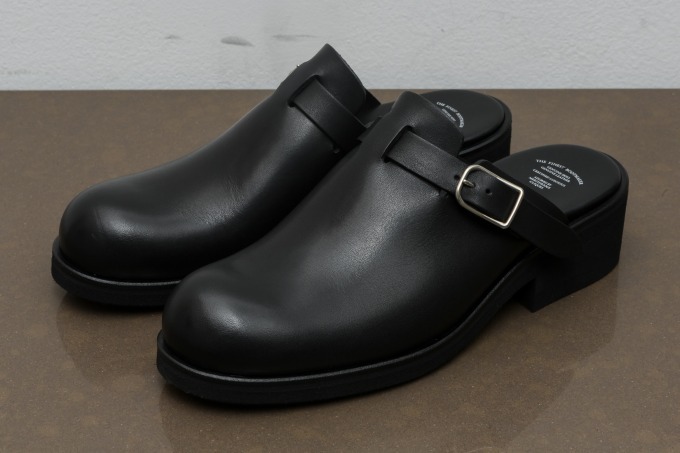 SLIPONCLOGS 37,000円+税