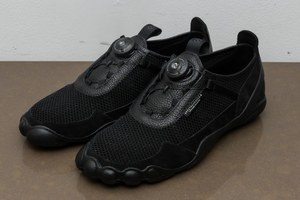 スペクタス 19年春夏新作シューズ - ダイヤル付き短靴＆レザーのカバー付きスニーカー｜写真4