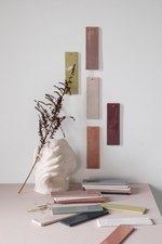 ソストレーネ グレーネ18秋の新作、モダンなベニヤ板チェア＆ベロア素材のジュエリーボックス｜写真5