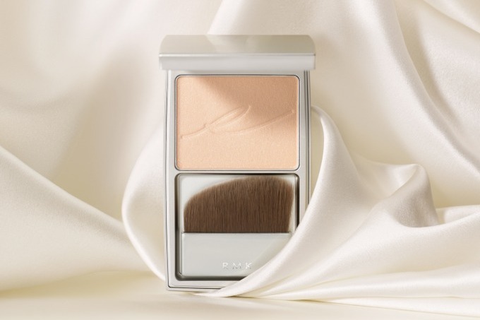 アールエムケー「RMK シルクフィット フェイスパウダー」
