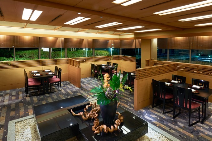 リーガロイヤルホテル広島のオーダービュッフェ、広島の食材を使用した鶏肉の天婦羅など50種｜写真5