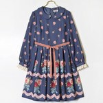 エミリーテンプルキュートの秋の新作、ローズのミニブーケ柄ワンピース＆ローズピンクのアクセサリー｜写真3