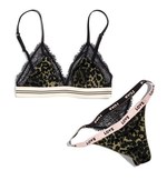 H&M×オランダ発ランジェリー・ラブストーリーズ、ブラレットやショーツなどコラボアイテム発売｜写真17