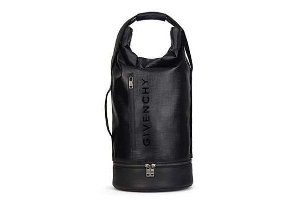 ジバンシィ「JAW」