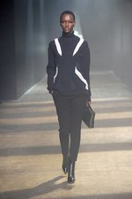 3.1 フィリップ リム 2012-13年秋冬ウィメンズコレクション - 浮かび上がる魅惑的な光と影｜写真24