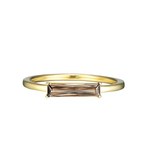 スタージュエリー ガール秋の新作リング、淡いブラウンのスモーキークォーツ＆ダイヤを"重ね着け"｜写真2