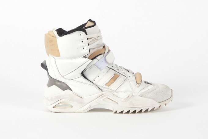 メゾン マルジェラ「レトロ フィット(Retro Fit)」