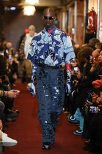 2018年秋冬メンズのおすすめ柄コーデ - プリントTシャツなどおしゃれな着こなしを紹介｜写真5