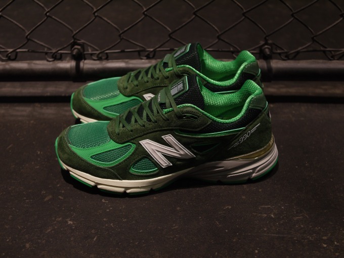 ニューバランス(New Balance) M990 V4｜写真1