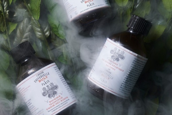 パリ発コスメ「オフィシーヌ・ユニヴェルセル・ビュリー」敏感肌にオススメな新クレンジングローション