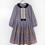 エミリーテンプルキュート 18年秋の新作 - ”カギ”のモチーフをスカートに配したワンピース｜写真2