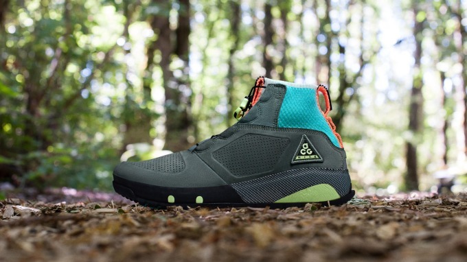 ナイキ(NIKE) ACG ラックル リッジ｜写真1