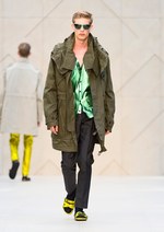 バーバリー プローサム 2013年春夏メンズコレクション - 華やかカラーでハッピーな日々を｜写真28