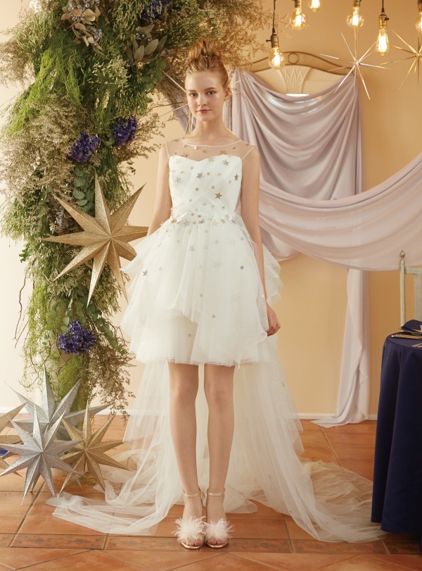 ディズニープリンセスの新作ウエディングドレス、"ティンカー・ベル"が着想のフェアリーなデザイン｜写真44