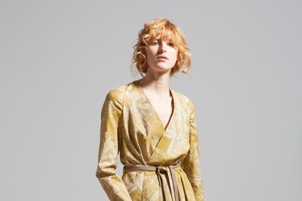 ディウカの秋冬新作ウェアが集結、松屋銀座の期間限定ストアに - 立体裁断で作られたコートや羽織など