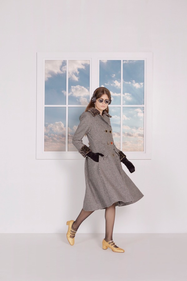 スレトシス 18 19年秋冬コレクション 現代女性のワードローブをラブリーにアップデート ファッションプレス