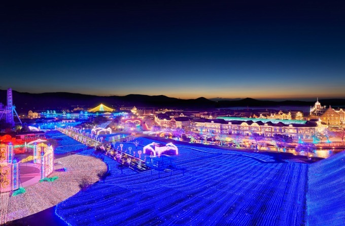 イルミネーション「光の王国」長崎・ハウステンボスで、日本最長級の新噴水ショー「ウォーターマジック」も｜写真3