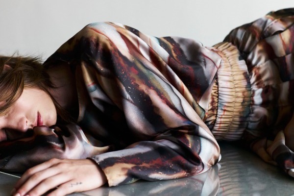 2018-19年秋冬東京コレクション｜M(エム)2018年秋冬コレクション - 自然の芸術品「鉱石」がもたらす高揚感を表現する