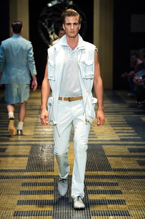 ヴェルサーチ 2013年春夏メンズコレクション - ボクサーがテーマの現代版グラディエータースタイル｜写真33