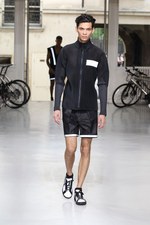 イッセイ ミヤケ メン2013年春夏コレクション - 和紙から生まれた、風を纏うサイクルウェア｜写真27