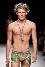 ヴィヴィアン・ウエストウッド マン 2013年春夏コレクション - エレガントなピクニックスタイル｜写真62