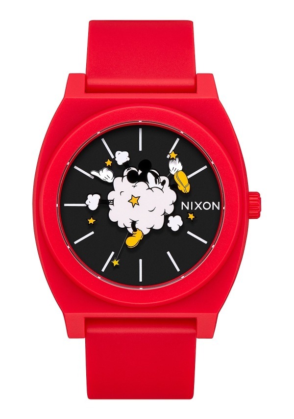 ★大幅値下げ中★大幅値下げ★NIXON　腕時計　Disneyコラボ　２個セット！