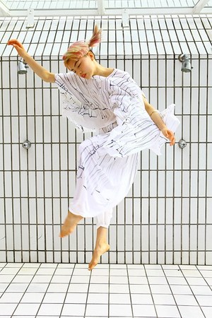 ミナ ペルホネン 2019年春夏コレクション - "千の花"が咲き乱れる美しい景色｜写真12