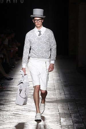 ダックス Daks 13年春夏コレクション カジュアルで遊び心のあるブリティッシュスタイル ファッションプレス ダックス Daks 13年春夏コレクション カジュアルで遊び心のあるブリティッシュスタイル ファッションプレス