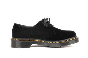 【美品】Dr. Martens ドクターマーチン　ベルベット　ブラック　　ブーツ ドクターマーチン新作「ベルベット」ブーツ、上品なベルベット