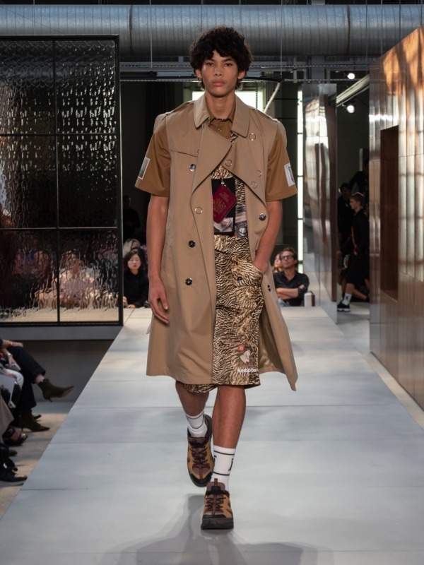 バーバリー(BURBERRY) 2019年春夏メンズコレクション  - 写真11