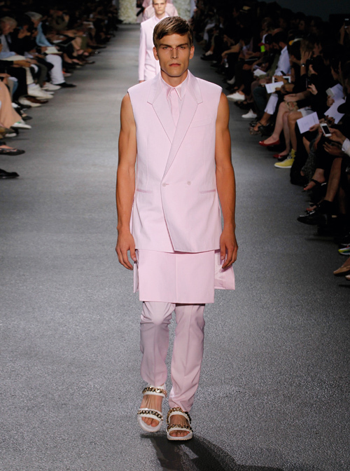 ジバンシィ バイ リカルド ティッシ (Givenchy by Riccardo