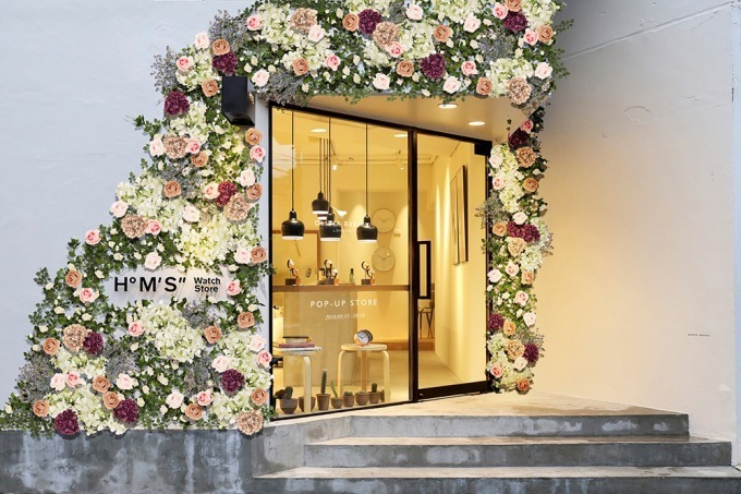 オリビア・バートン