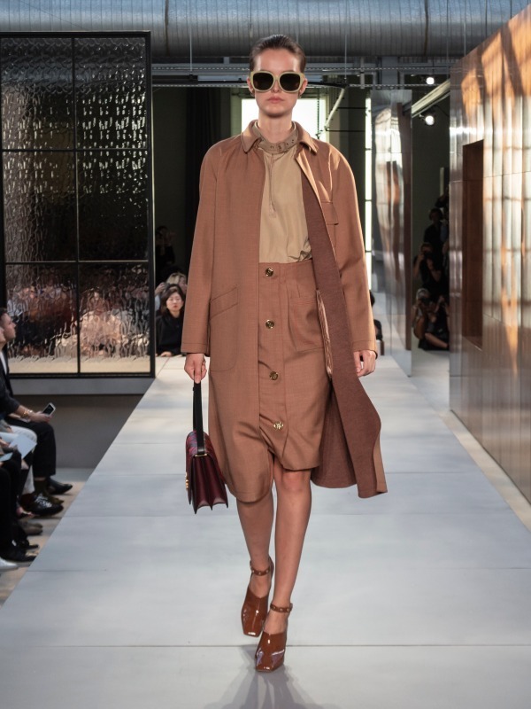 バーバリー(BURBERRY) 2019年春夏ウィメンズコレクション  - 写真10