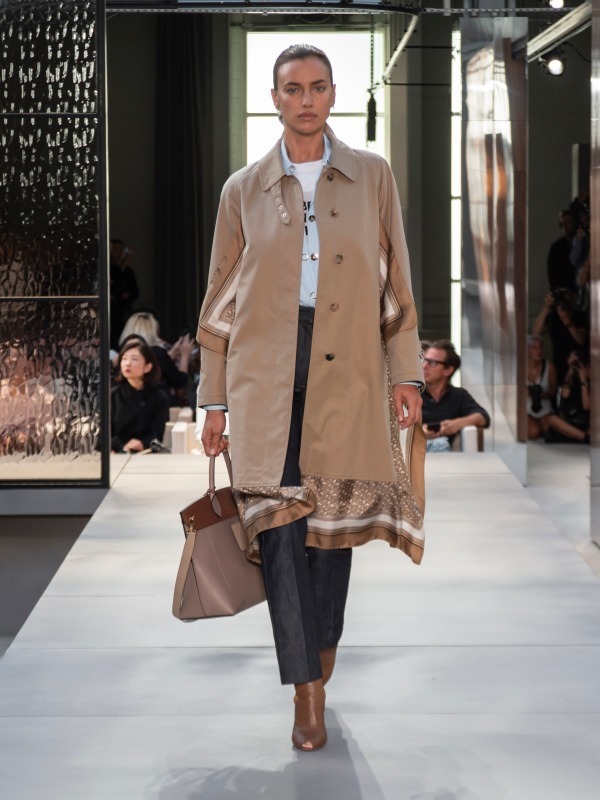 バーバリー(BURBERRY) 2019年春夏ウィメンズコレクション  - 写真26