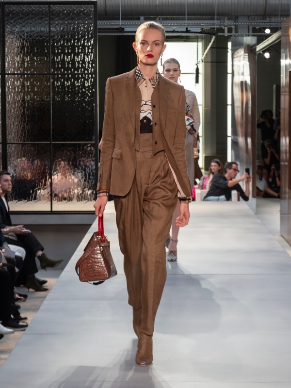 バーバリー 2019年春夏<span>コレクション</span> - 写真40