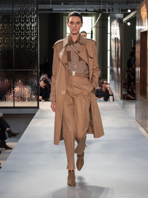 バーバリー(BURBERRY) 2019年春夏ウィメンズコレクション  - 写真50