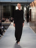 バーバリー 19春夏ウィメンズコレクション - 英国の折衷主義を讃えて、リカルド・ティッシ初シーズン｜写真15